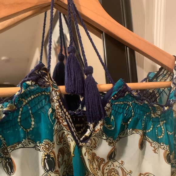 Sheer Blouse - Picture 3 of 4